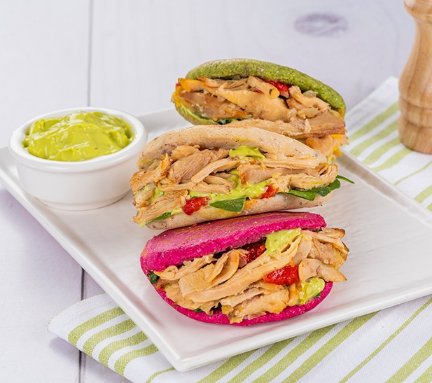 AREPAS DE POLLO 